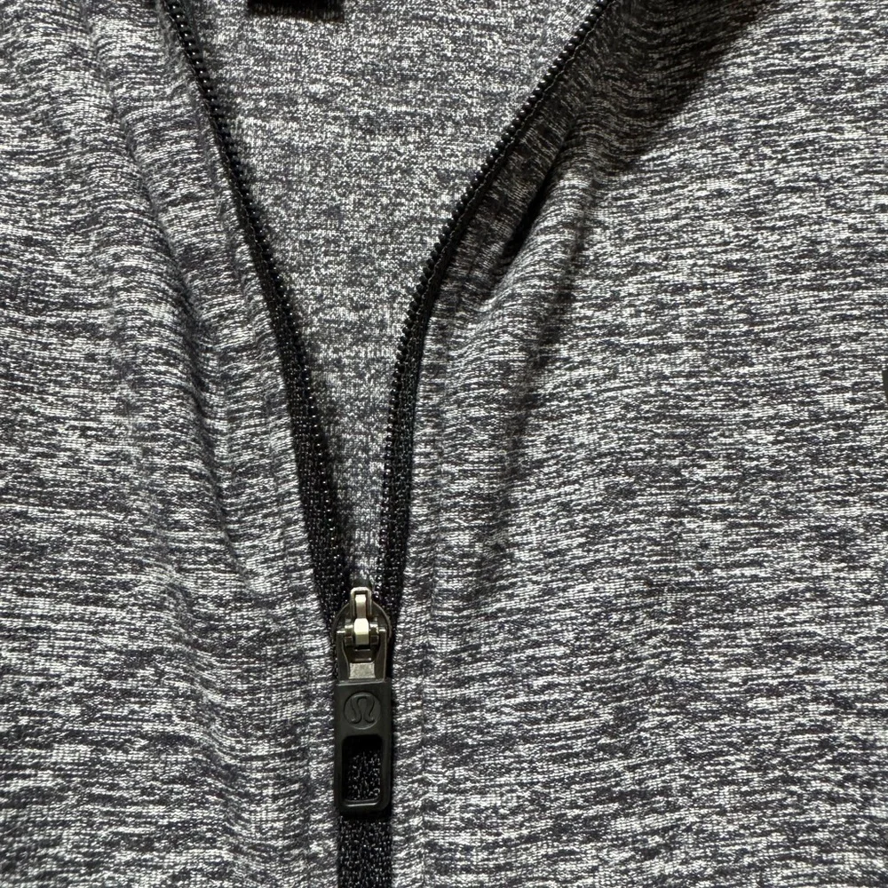 lululemon athletica Size:XXL Gray Men's Sweater - Picture 6 of 9